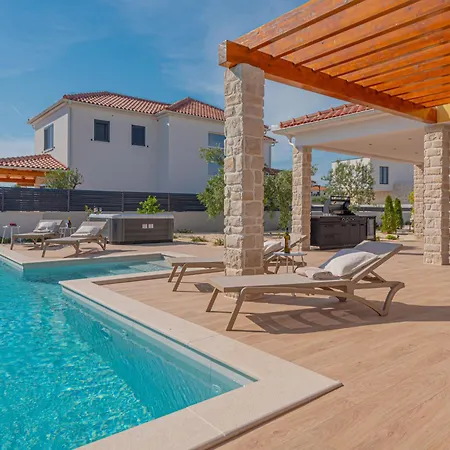 Villa By Interhome *