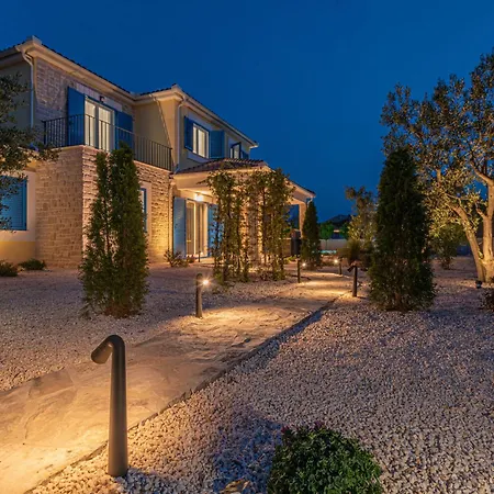 By Interhome Villa *