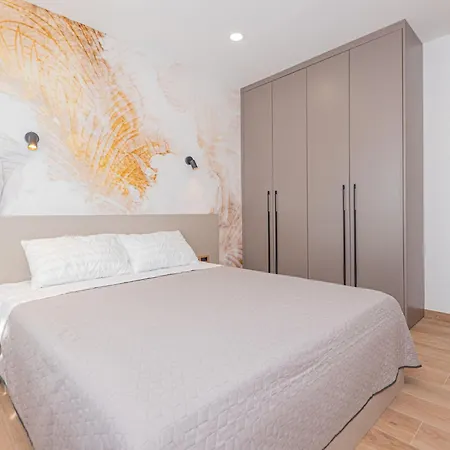 By Interhome